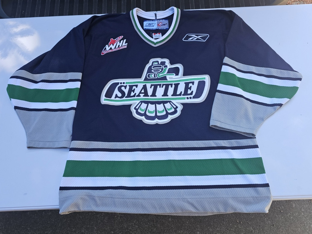 Seattle Thunderbirds Reebok CHL/WHL Navy Blue Hockey Jersey Sweater Size Men's L